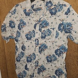 Old Navy Blue and White Floral Men's Shirt